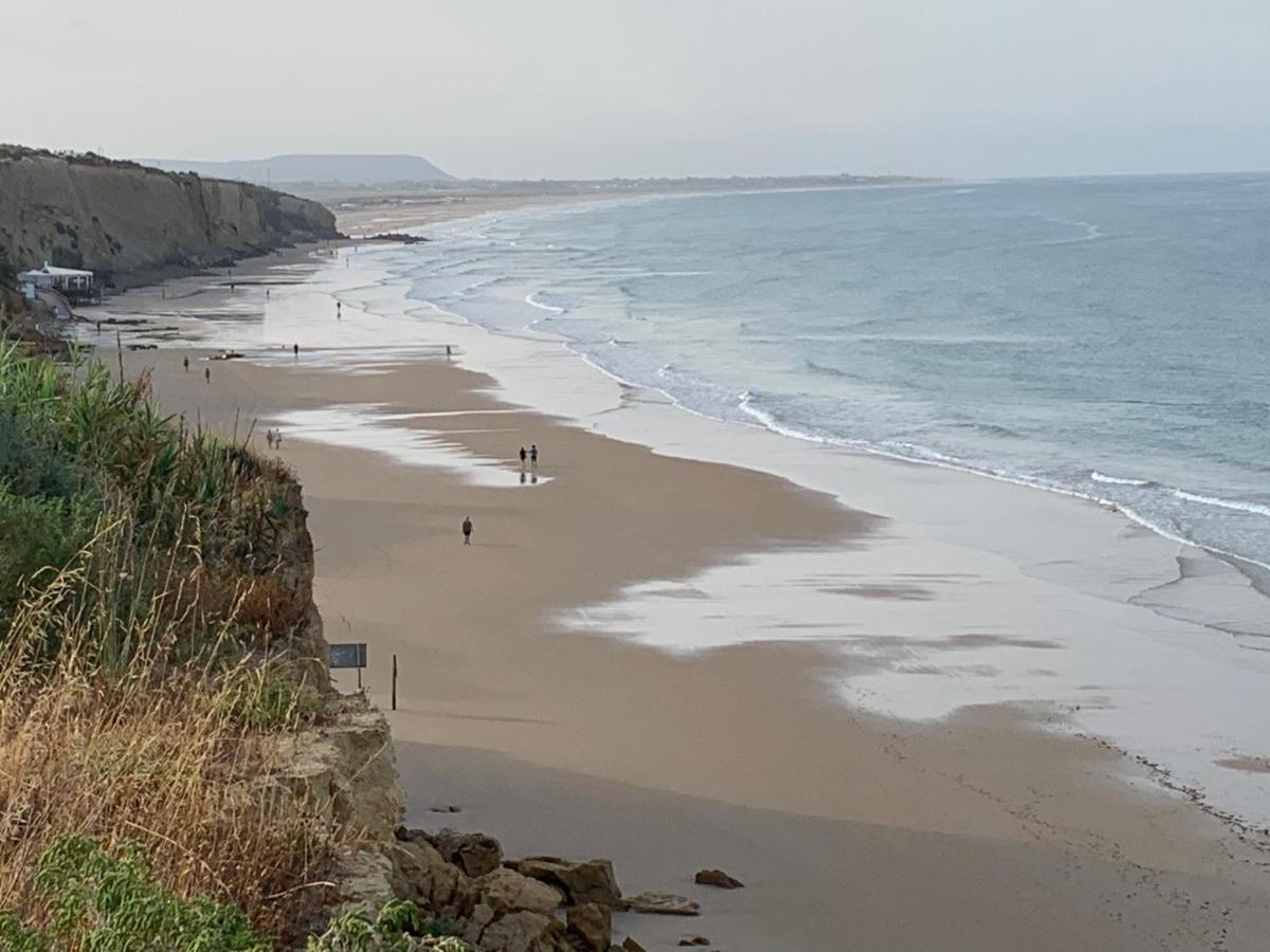 Villa Anyway Conil Un Lujo Frente Al Mar โกนิล เด ลาฟรอนเตรา ภายนอก รูปภาพ