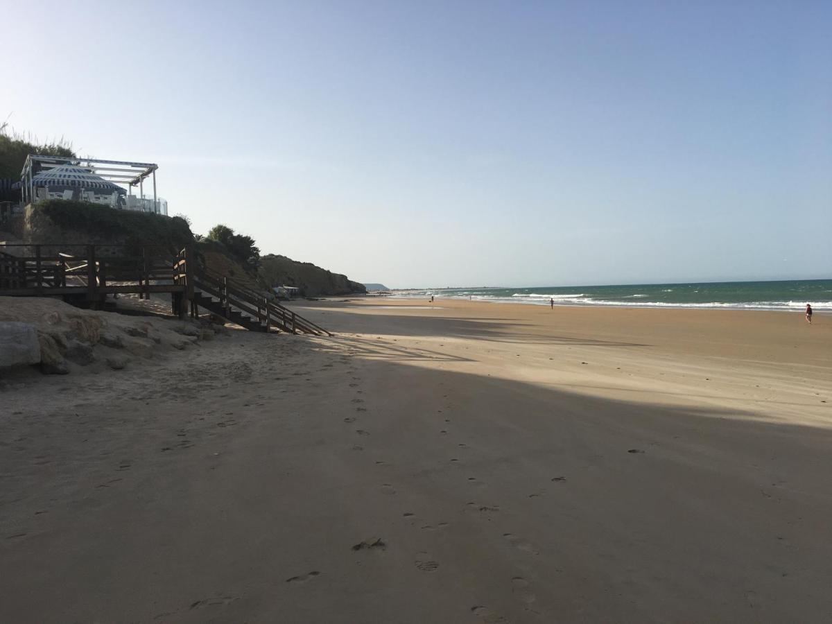 Villa Anyway Conil Un Lujo Frente Al Mar โกนิล เด ลาฟรอนเตรา ภายนอก รูปภาพ