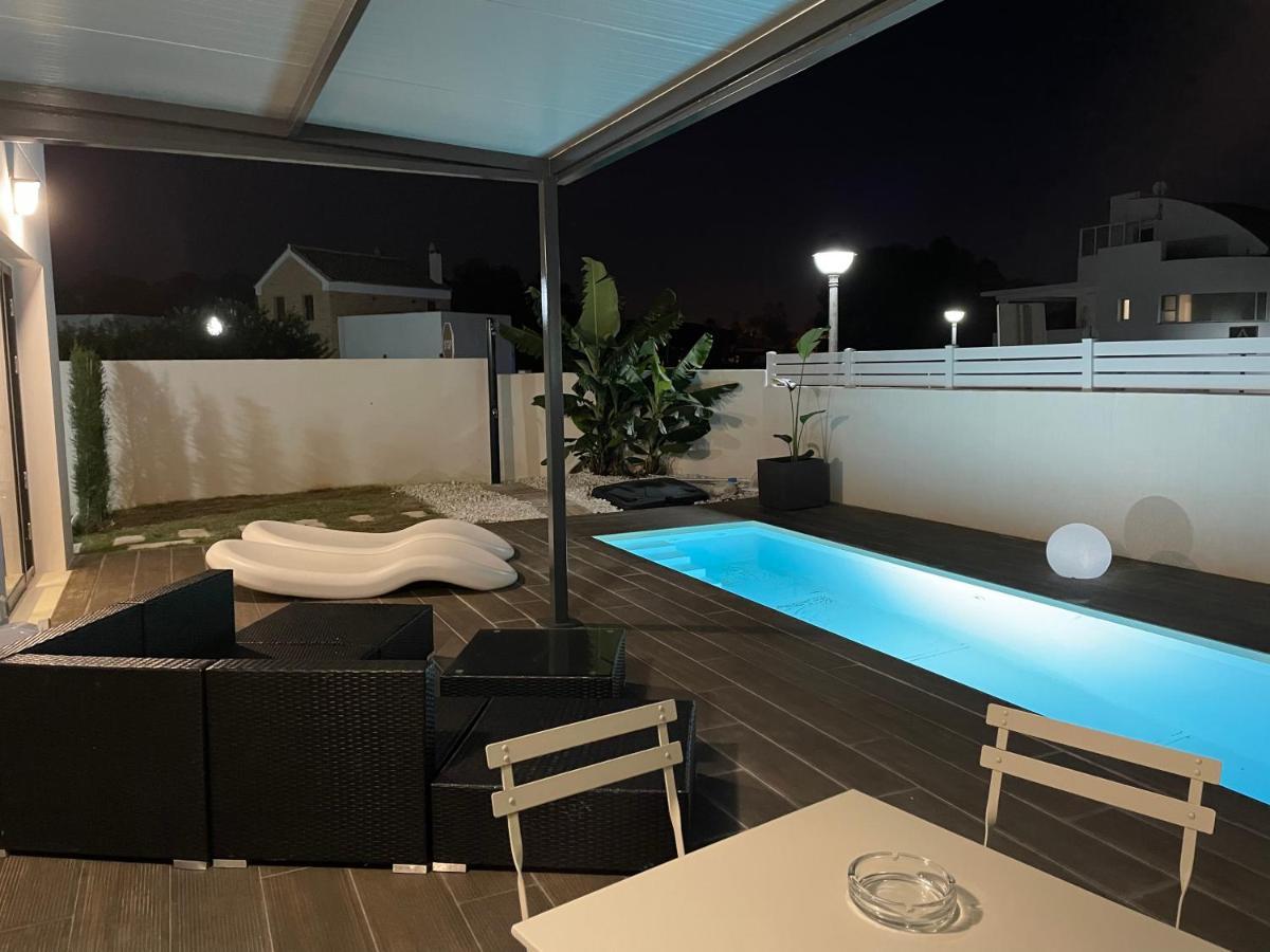 Villa Anyway Conil Un Lujo Frente Al Mar โกนิล เด ลาฟรอนเตรา ภายนอก รูปภาพ