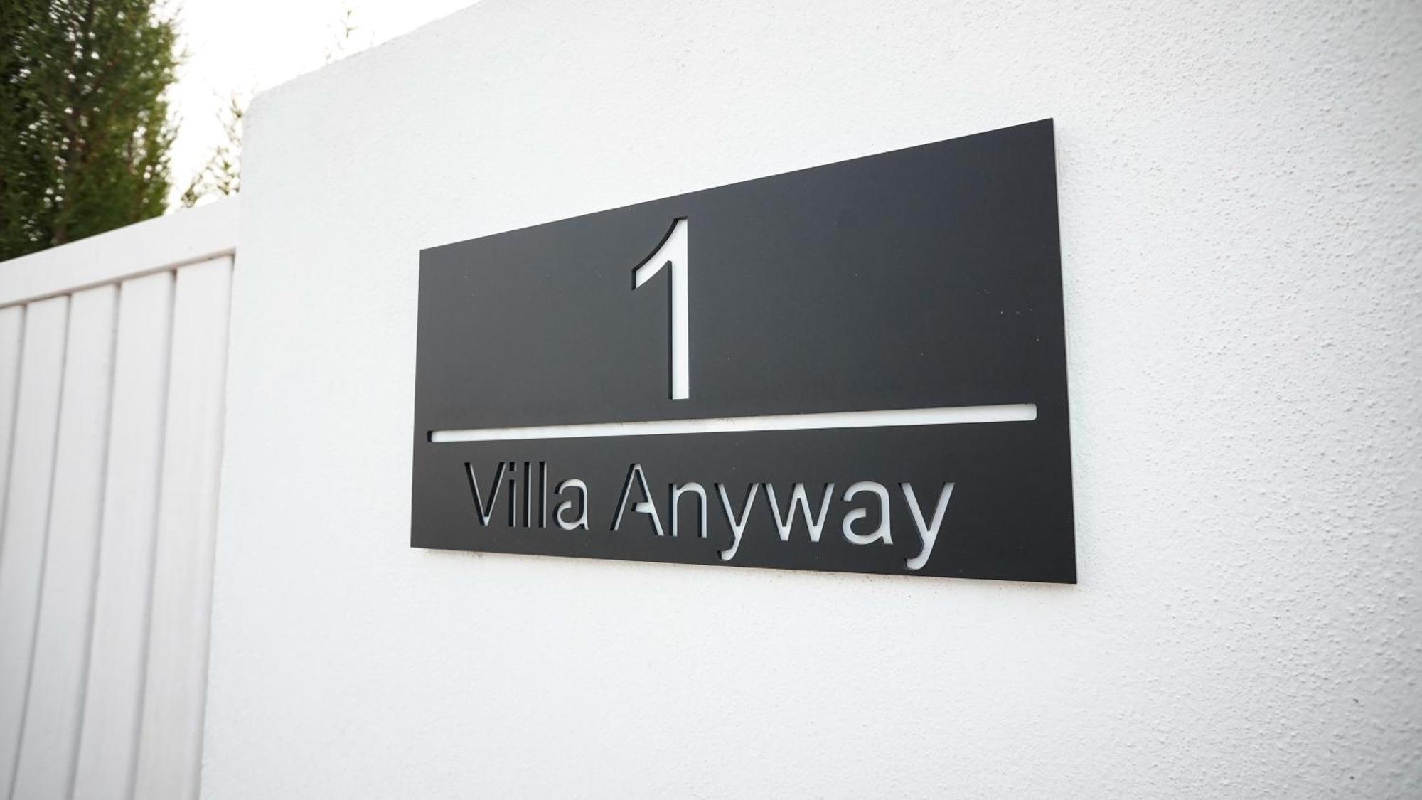 Villa Anyway Conil Un Lujo Frente Al Mar โกนิล เด ลาฟรอนเตรา ภายนอก รูปภาพ