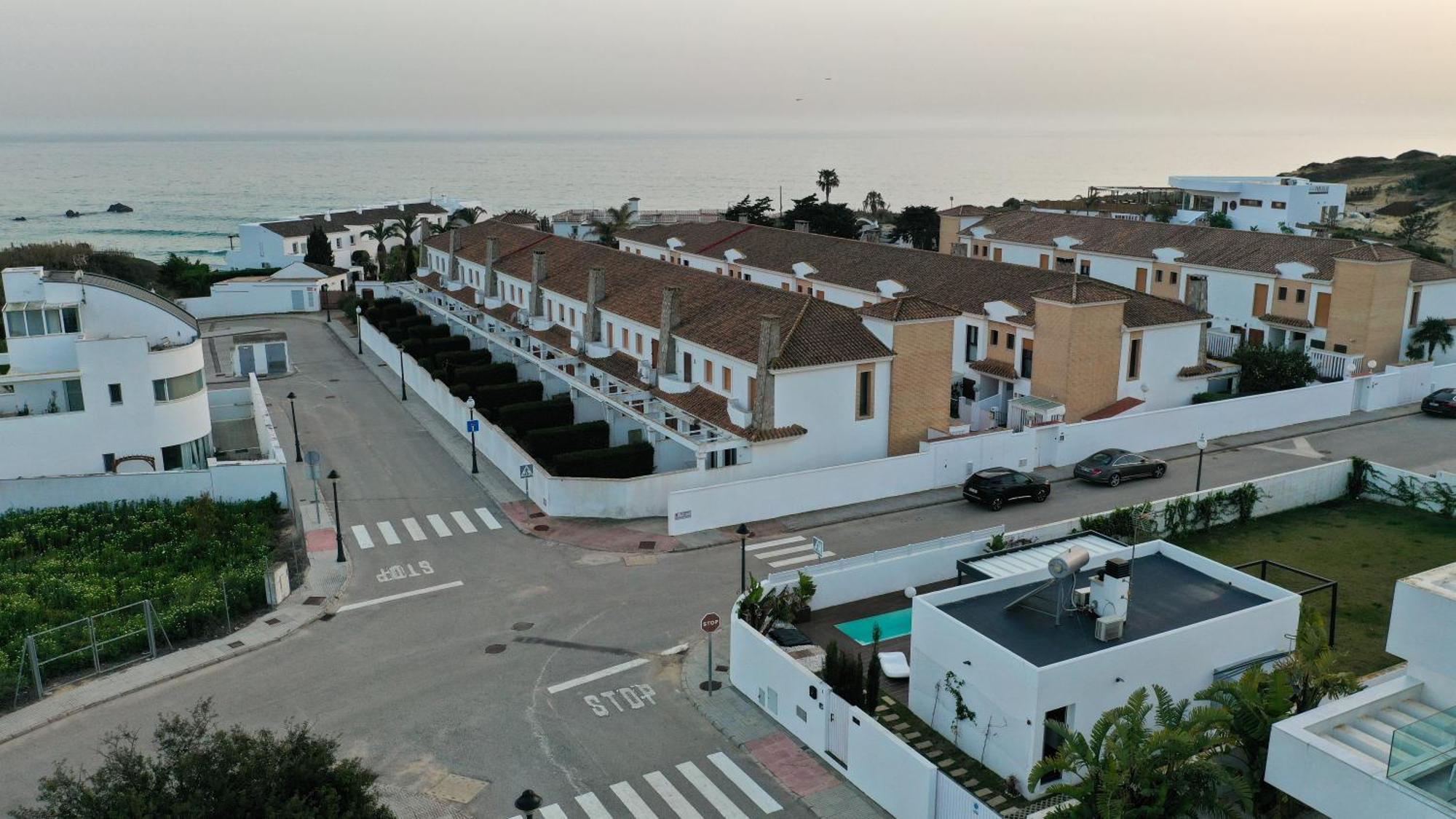 Villa Anyway Conil Un Lujo Frente Al Mar โกนิล เด ลาฟรอนเตรา ภายนอก รูปภาพ