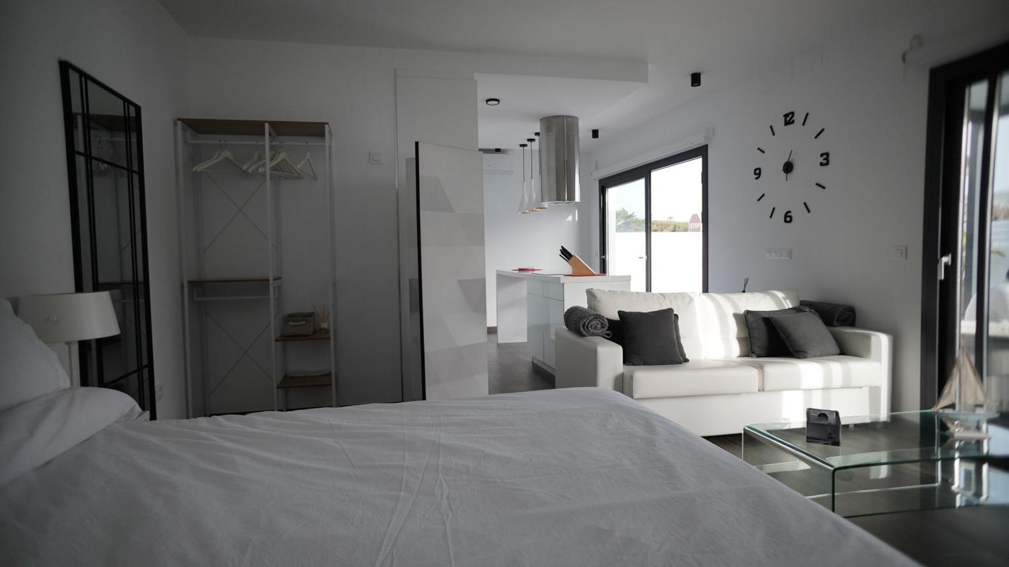 Villa Anyway Conil Un Lujo Frente Al Mar โกนิล เด ลาฟรอนเตรา ภายนอก รูปภาพ